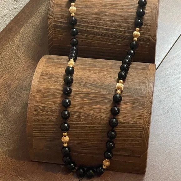 14KT Yellow Gold Beaded Station Black Onyx Beaded Necklace 34” Length - Picture 7 of 16